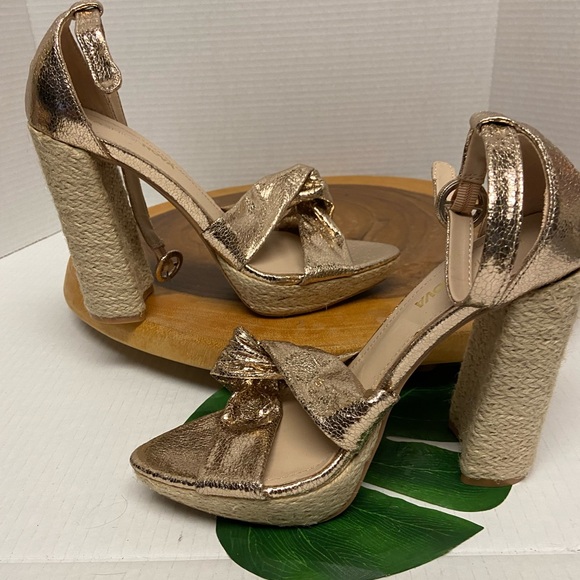 Fashion Nova Rose Gold Ankle Strap Espadrille Heels - Picture 2 of 8